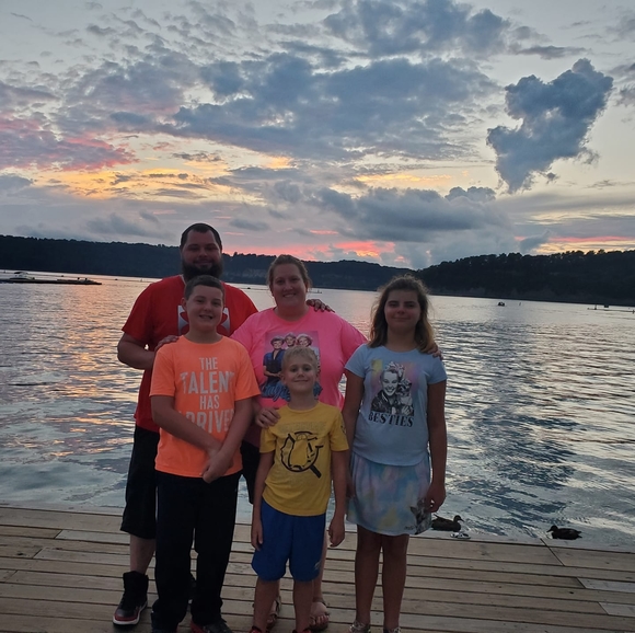 Profile Picture of Michael Yake (@micahel91) on Poshmark