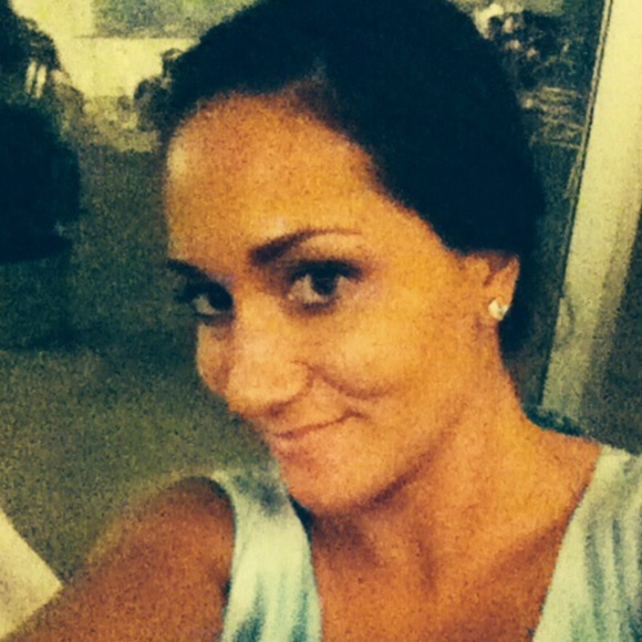 Profile Picture of Audra Stephens (@audras134) on Poshmark