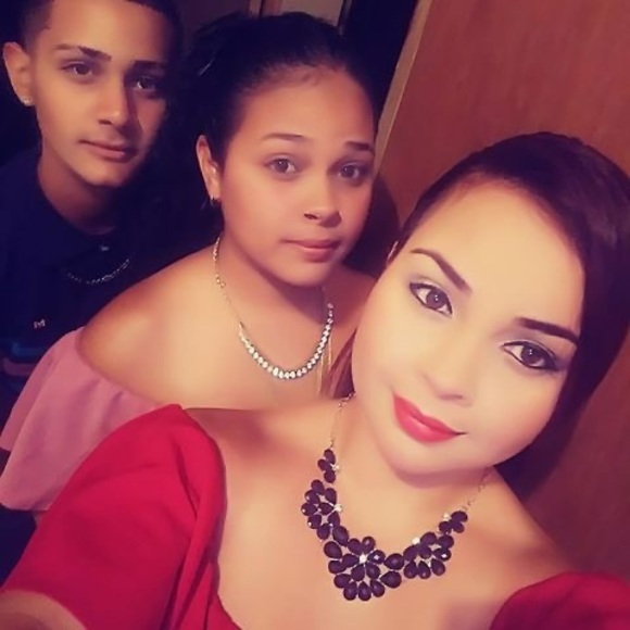 Profile Picture of Odarlyn Galarza (@odarlyngalarza) on Poshmark