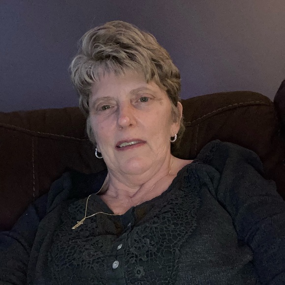 Profile Picture of Vicky Watson (@watsonvicky51) on Poshmark