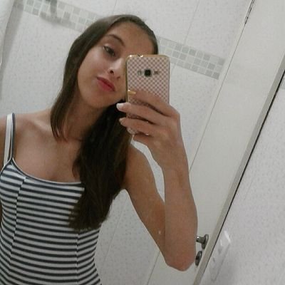 Profile Picture of Julia Abreu Ruffini (@Julia_AbreuR_) on Twitter