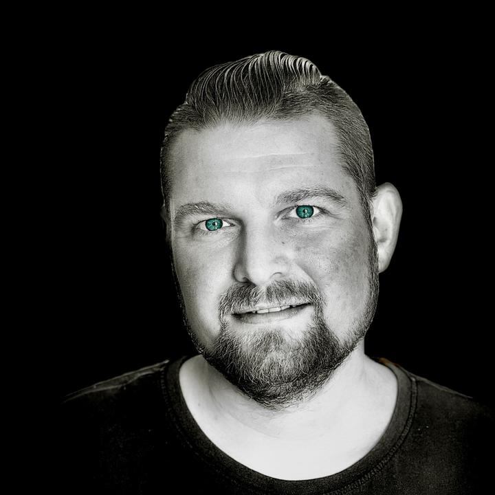 Profile Picture of Canard (@jamescanard) on Tiktok