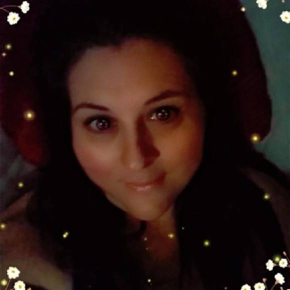 Profile Picture of Jenece Griman (@jenecegriman) on Poshmark