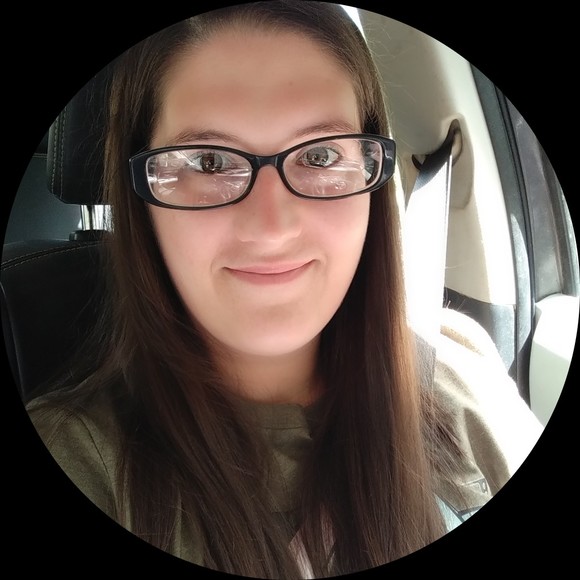 Profile Picture of Emmaly Stallsworth (@stallsworth) on Poshmark