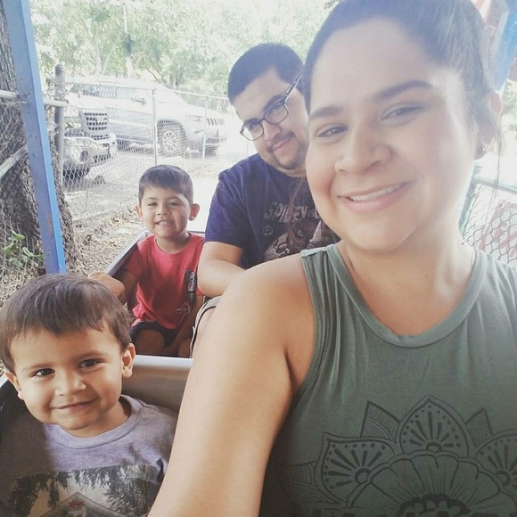 Profile Picture of Jessica Aguilar (@jaguilar1216) on Poshmark