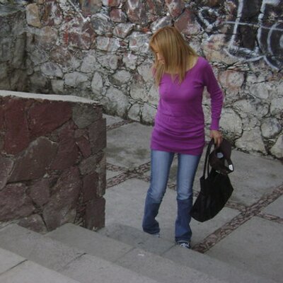 Profile Picture of Laura Uvalle Campuza (@lauvalle) on Twitter