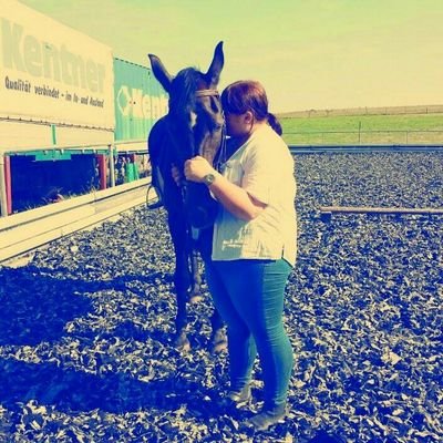 Profile Picture of Julia Seidel (@JUlIA__92__) on Twitter