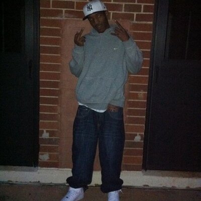 Profile Picture of D'Andre Cotton (@@BenHillBricks) on Twitter