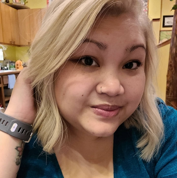 Profile Picture of Misty Jefferson (@nerde8) on Poshmark