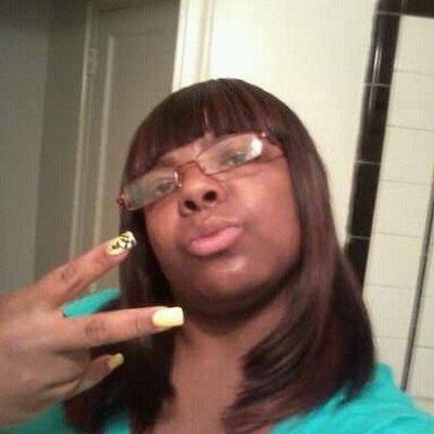 Profile Picture of Kelli Hodge (@knh_knb) on Twitter