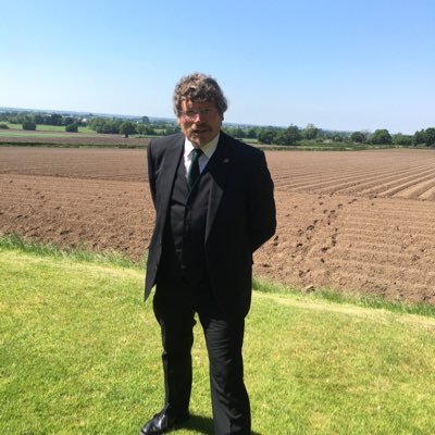 Profile Picture of Charles Joseph Esdaile (@CharlesEsdaile) on Twitter