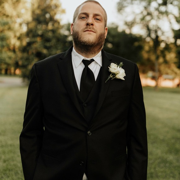 Profile Picture of Jacob Shackley (@jashackley) on Poshmark