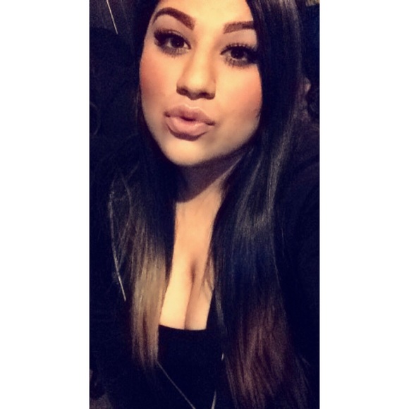 Profile Picture of Teresa Cortez (@teresacortez99) on Poshmark