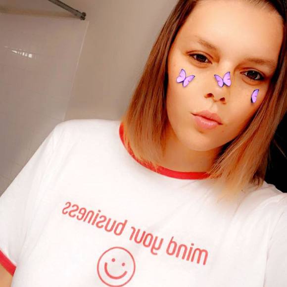 Profile Picture of Jordyne Frost (@jordyne33) on Poshmark