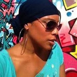 Profile Picture of Shellie Biviens (@shellieb) on Myspace