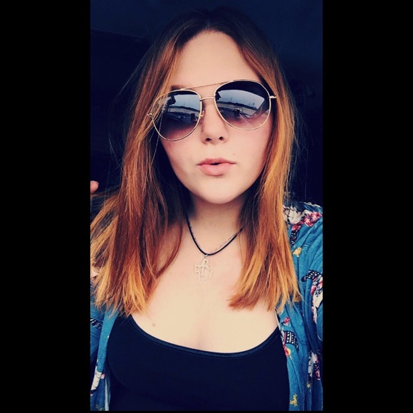 Profile Picture of Sara Koglin (@sarakoglin62) on Poshmark