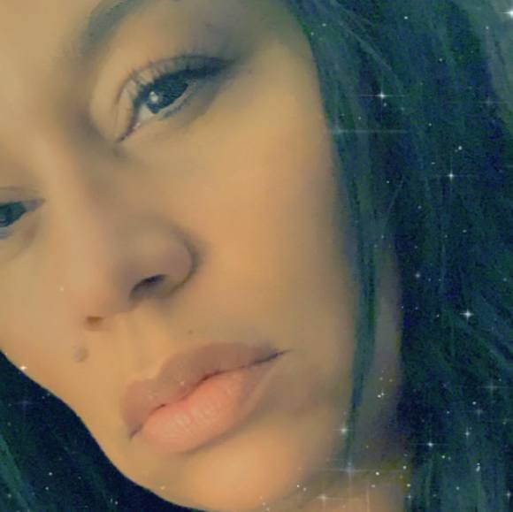 Profile Picture of Tanya Garner (@tanyagarner) on Poshmark