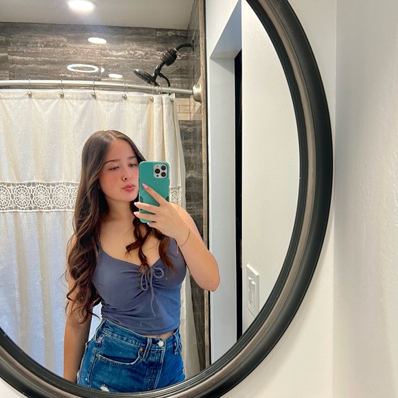 Profile Picture of Alexia Wilsted (@awilsted26) on Poshmark