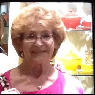 Profile Picture of Loretta Martin Ouellette (@lorettamartin.ouellette) on Facebook