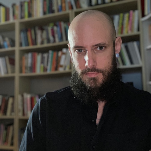 Profile Picture of Edward Avery-natale (@edward_an) on Poshmark