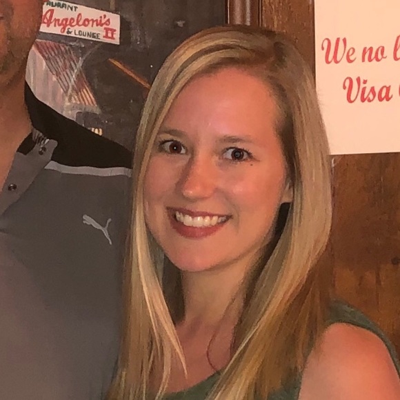 Jessica Knittle - Poshmark Profile Picture of Jessica Knittle (@jpower0124) on Poshmark