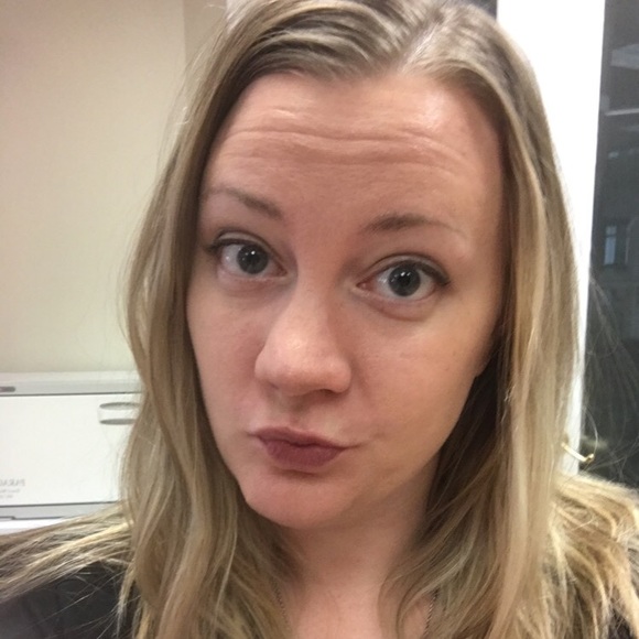 Profile Picture of Lori ann Yuker (@lanyuker10) on Poshmark