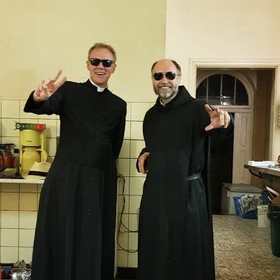 Profile Picture of Y Parch Dad Allan R Jones 🏴󠁧󠁢󠁷󠁬󠁳󠁿 (@FrAllanRJones) on Twitter