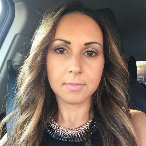 Profile Picture of Erica Castagliola-barshay (@besos0127) on Poshmark