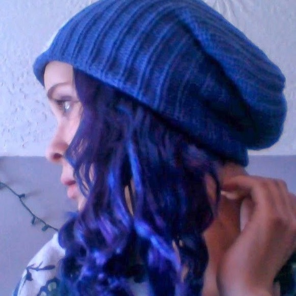 Profile Picture of Jorunn L&oslash;ken (@moonmouse72) on Poshmark