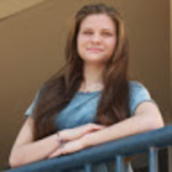 Profile Picture of Amelia Trunnell (@ameliamtrunnell) on Poshmark