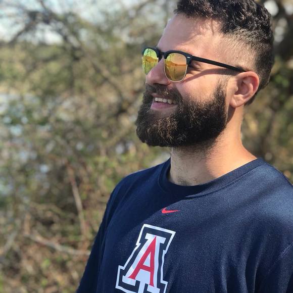 Profile Picture of Matt Pepper (@matthewpepper) on Poshmark