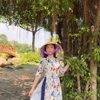 Profile Picture of Chung Trịnh (@thichung.trinh.1) on Facebook