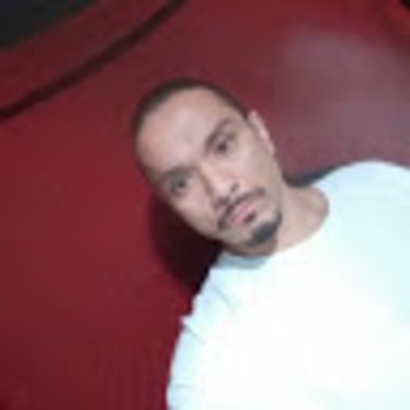 Profile Picture of Jose Suarez (@josesuarez854) on Poshmark