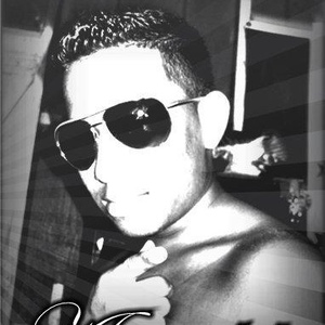 Profile Picture of Arnold Alvarez (@arnoldalvarezmusic) on Myspace