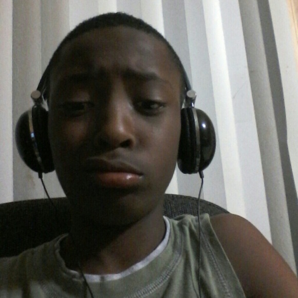 Profile Picture of Joseph Richard (@joseph1122) on Poshmark