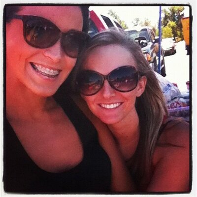 Profile Picture of Lindsey Conway (@lindseymconway) on Twitter