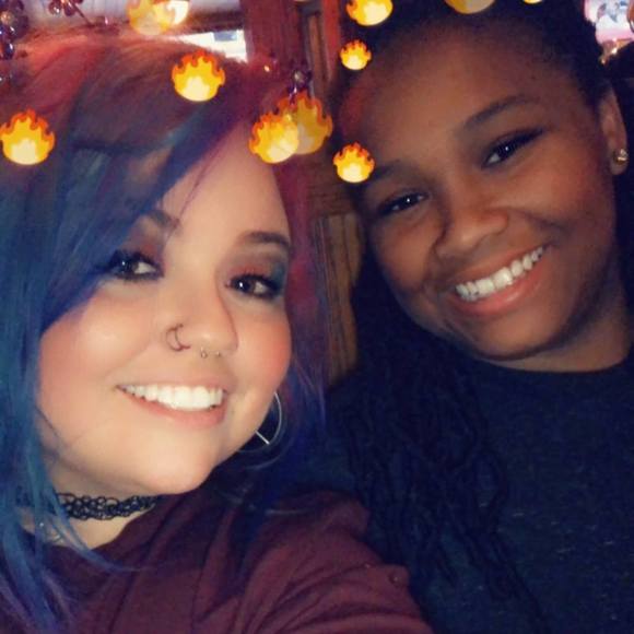 Profile Picture of Challen Dobbs (@challendobbs) on Poshmark