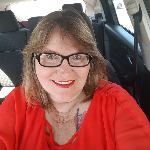 Profile Picture of Marsha Scott-rollf (@mscottrollf) on Poshmark