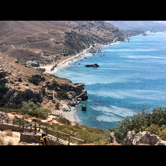 Profile Picture of David Cordero (@dcdc457) on Poshmark