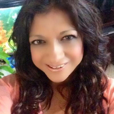 Martha Solares - Twitter Profile Picture of Martha Solares (@marsolares) on Twitter