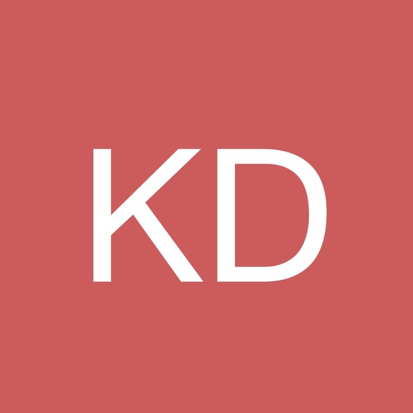 Profile Picture of Kara Dugan kaiser (@kdk755) on Poshmark