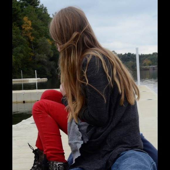 Profile Picture of Nora Wolff (@norawolff197) on Poshmark