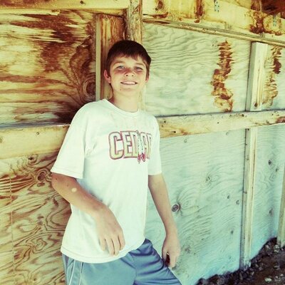 Profile Picture of Derek Hatch 25 (@HatchMathBoy25) on Twitter