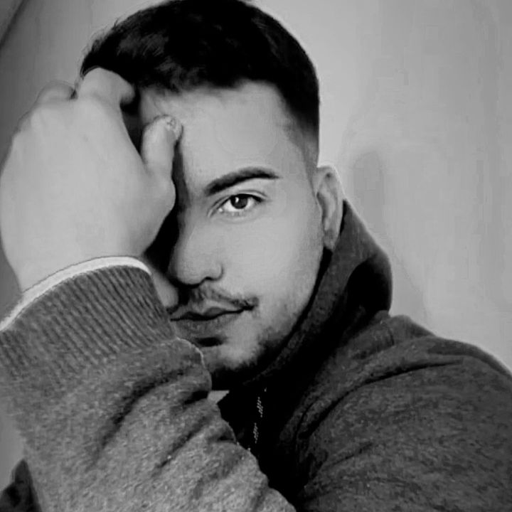 Profile Picture of Michael Mello (@michaelmello_) on Tiktok