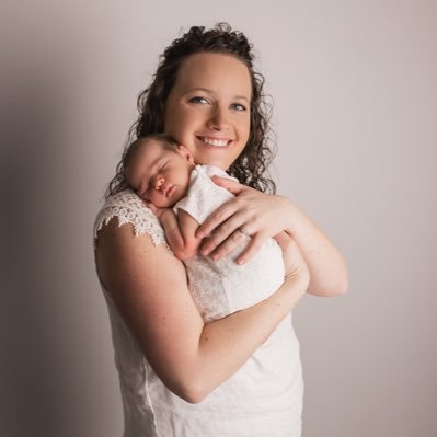 Profile Picture of Theresa Boucher (@barnest81) on Twitter