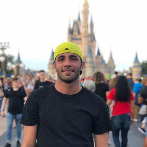 Profile Picture of Jose Loaiza villegas (@gabrielloaizaa) on Poshmark