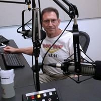 Profile Picture of Mike Gradel (@DJMikeG55) on Twitter