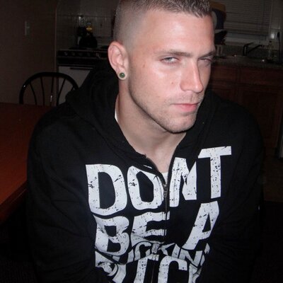 Profile Picture of Derek Connelly (@ConnellyDerek) on Twitter