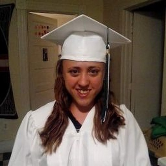 Profile Picture of Tabitha Jordan (@jordantabitha16) on Poshmark