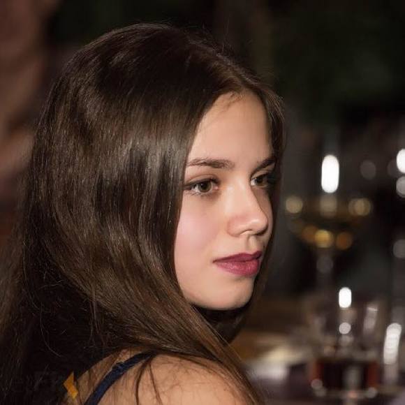Profile Picture of Yana Zolotaryova (@avgusta112) on Poshmark